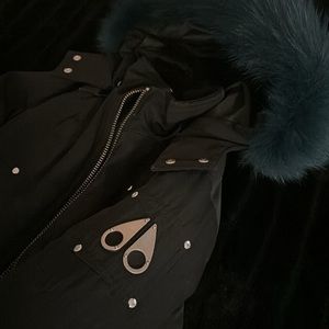 EUC KIDS Moose knuckle coat.